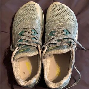 Altra Torin Plush 4.0 women’s running shoe